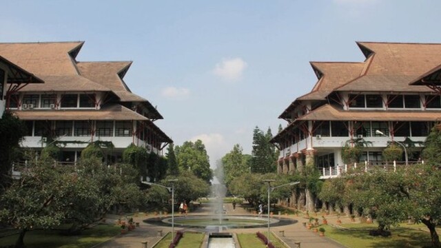 Kuliah Pariwisata Fasilitas Terlengkap