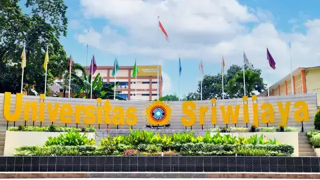 Universitas yang Dikenal dengan Latar Belakang Akademiknya