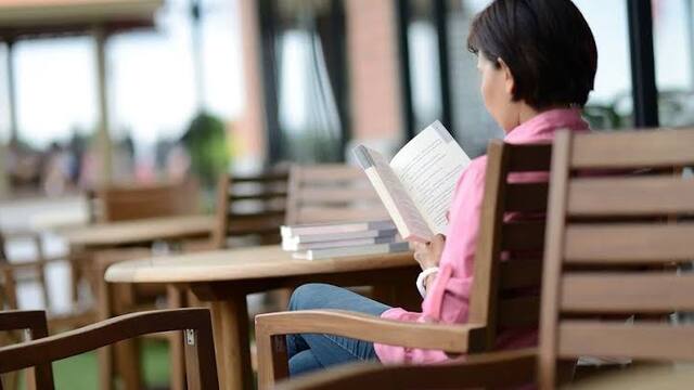Pentingnya Membaca Jurnal dalam Menambah Wawasan Mahasiswa